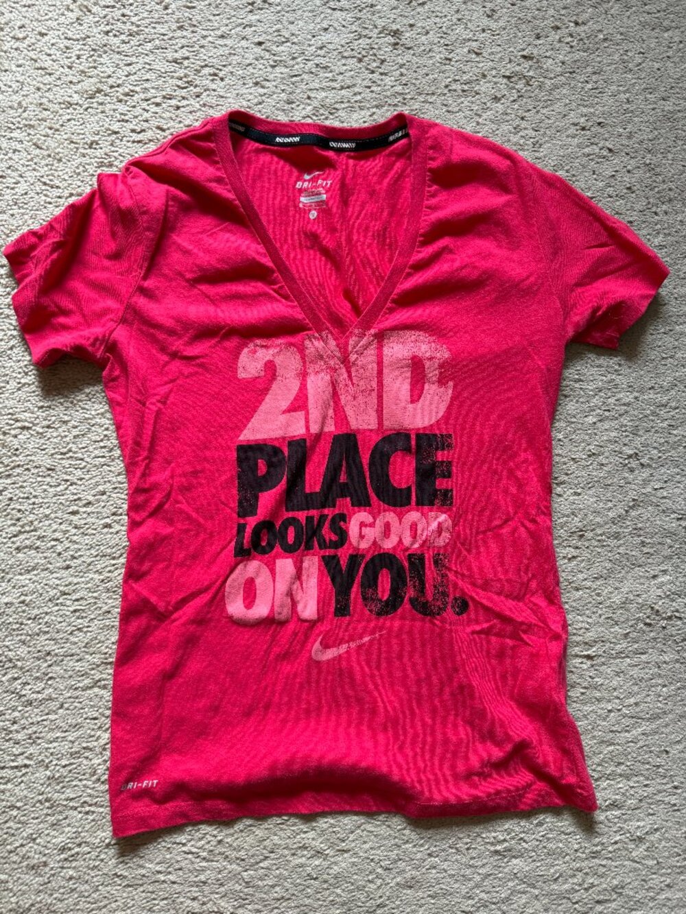 Nike Dri-FIT V-Neck Graphic Tee | Pink Athletic Workout Shirt Size M
